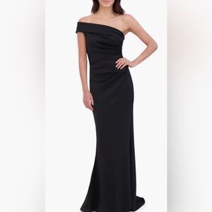 Eliza J Black Off the Shoulder Fit + Flare Scuba Gown Size 14 $198
